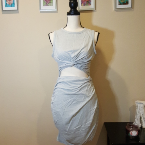 ☄ONE LEFT SZ L☄ Knot T-shirt Mini- Gray F - Picture 6 of 10